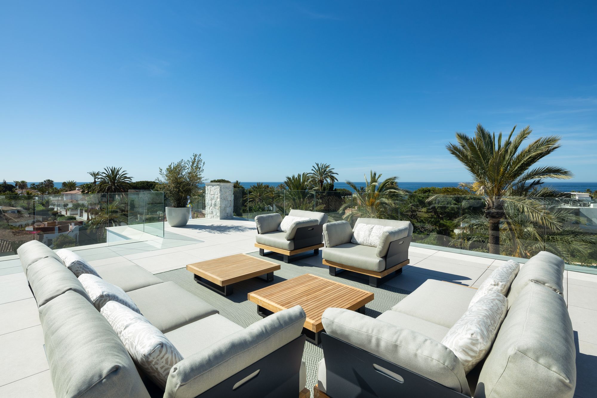Rooftop terrace with sea view